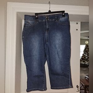 Royalty For Me | Denim Capris | Size 16